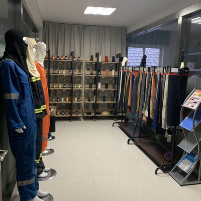 保護服装のライニングのためのLenzingの快適な通気性のビスコース布